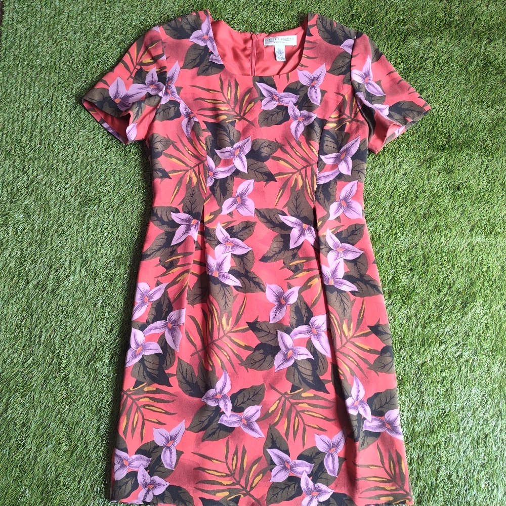 Valerie Stevens Vintage Floral Dress Size 8 100% Silk Red Purple Lined Flowers